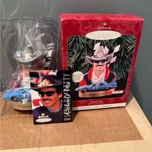 VTG 1998 Hallmark Keepsake NASCAR Richard Petty #43 Christmas Ornament w/ Card